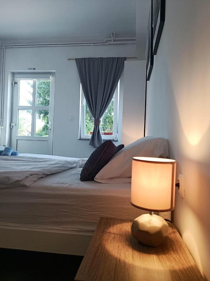 Studio Apartman Brletic Tounj Exterior foto